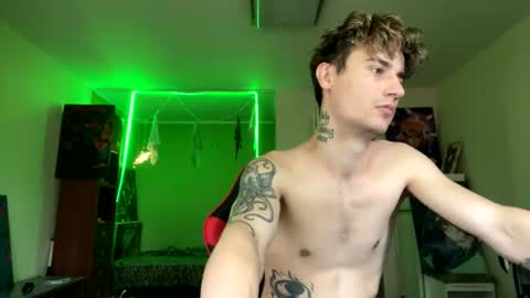 Mike online show from 07/08/26, 01:59