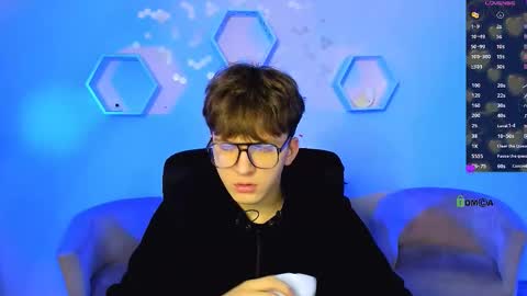 Snapshot of mike_tease chatting on 12/01/25, 08:36 Your Mike online show from 12/01/25, 08:36