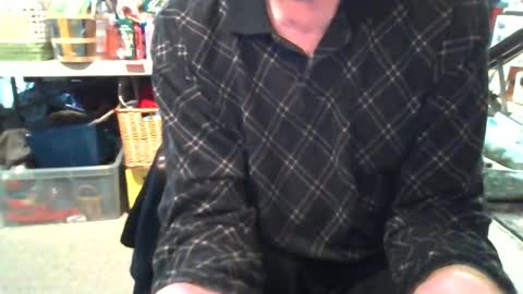 Snapshot of mikeb3200 chatting on 12/01/24, 11:14 mikeb3200 online show from 12/01/24, 11:14