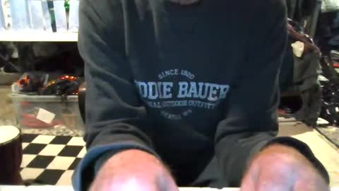 Snapshot of mikeb3200 chatting on 02/03/25, 08:57 mikeb3200 online show from 02/03/25, 08:57