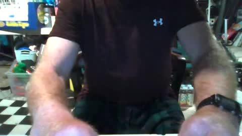 Snapshot of mikeb3200 chatting on 03/04/25, 03:11 mikeb3200 online show from 03/04/25, 03:11