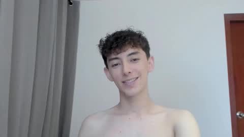 Mikebelf4 online show from 10/31/25, 03:40