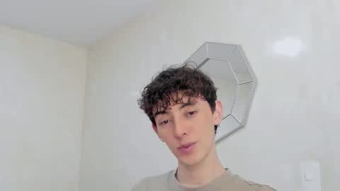 Mikebelf4 online show from 12/20/25, 04:52