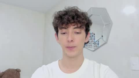 Snapshot of mikebelf4 chatting on 01/18/26, 07:28 Mikebelf4 online show from 01/18/26, 07:28