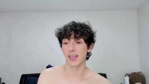 Snapshot of mikebelf4 chatting on 02/25/26, 09:35 Mikebelf4 online show from 02/25/26, 09:35