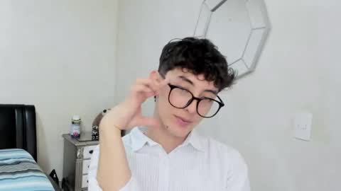 Snapshot of mikebelf4 chatting on 03/11/26, 01:55 Mikebelf4 online show from 03/11/26, 01:55