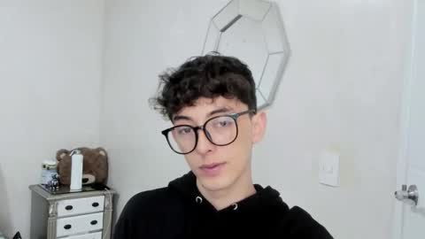 Snapshot of mikebelf4 chatting on 03/11/26, 11:11 Mikebelf4 online show from 03/11/26, 11:11