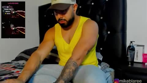 Snapshot of mikeblaree chatting on 01/15/26, 06:33 mikeblaree online show from 01/15/26, 06:33