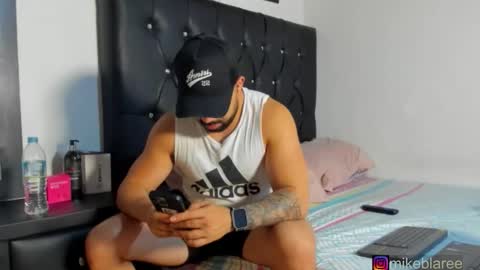 Snapshot of mikeblaree chatting on 02/05/26, 07:18 mikeblaree online show from 02/05/26, 07:18