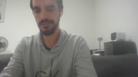 Snapshot of mikecb_ chatting on 10/26/25, 02:17 mikecb_ online show from 10/26/25, 02:17