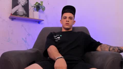 Snapshot of mikecooper_ chatting on 02/21/25, 09:24 Mike Cooper online show from 02/21/25, 09:24