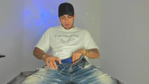 mikee_scooth online show from 03/01/26, 12:23