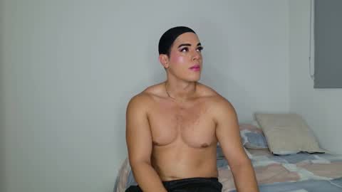 Snapshot of mikegaitan1 chatting on 02/11/26, 11:59 mikegaitan1 online show from 02/11/26, 11:59