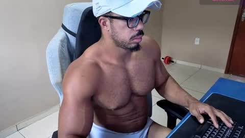 Snapshot of mikehotk chatting on 03/05/26, 07:54 mikehotk online show from 03/05/26, 07:54