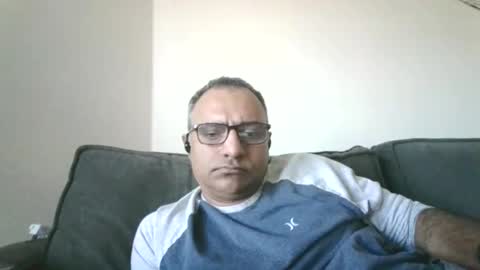 mikej143 online show from 12/22/25, 03:42