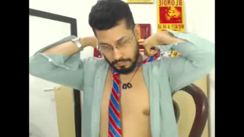 Snapshot of mikeriverx chatting on 02/18/25, 03:31 mikeriverx online show from 02/18/25, 03:31