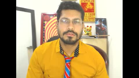 Snapshot of mikeriverx chatting on 10/12/25, 12:53 mikeriverx online show from 10/12/25, 12:53