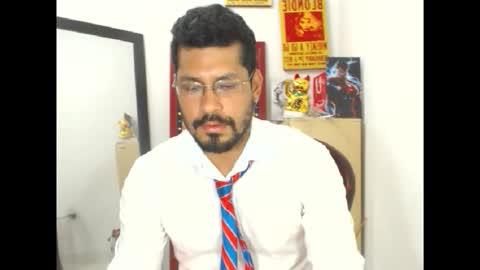 Snapshot of mikeriverx chatting on 04/12/26, 12:21 mikeriverx online show from 04/12/26, 12:21