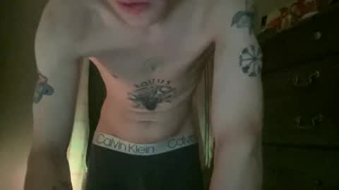 Snapshot of mikeswanston chatting on 11/23/25, 02:00 Mike Swanston online show from 11/23/25, 02:00