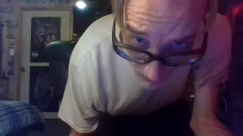 Snapshot of mikey33436 chatting on 10/02/25, 07:10 Michael online show from 10/02/25, 07:10