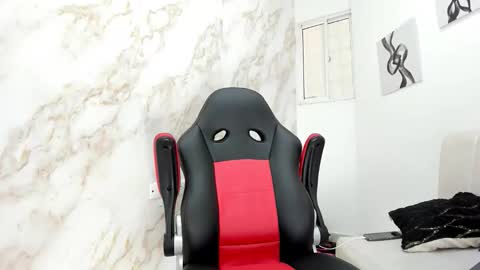 mikey_banji online show from 11/23/25, 08:41