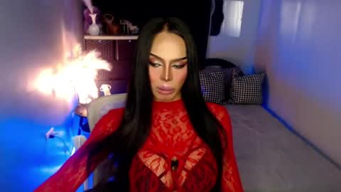 Snapshot of mikeyalawi03 chatting on 05/18/26, 06:52 Mistress MikeyAlawi online show from 05/18/26, 06:52