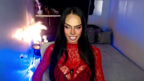 Snapshot of mikeyalawi03 chatting on 05/19/26, 05:19 Mistress MikeyAlawi online show from 05/19/26, 05:19