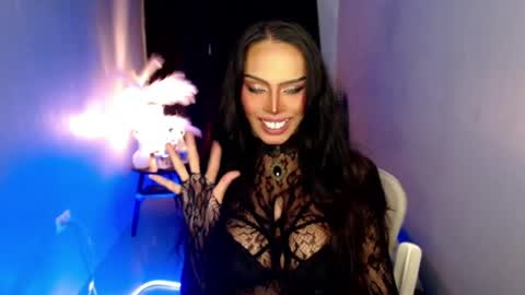 Snapshot of mikeyalawi03 chatting on 05/20/26, 05:46 Mistress MikeyAlawi online show from 05/20/26, 05:46