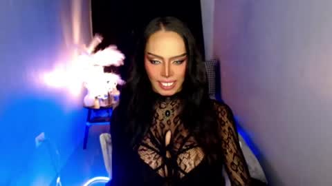 Snapshot of mikeyalawi03 chatting on 05/21/26, 10:55 Mistress MikeyAlawi online show from 05/21/26, 10:55