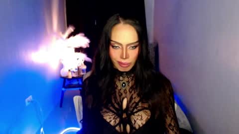 Mistress MikeyAlawi online show from 06/14/26, 05:26