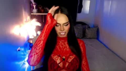 Mistress MikeyAlawi online show from 06/16/26, 01:41