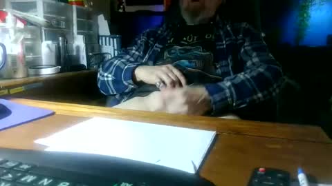 Snapshot of mikeyd1a chatting on 02/12/26, 07:53 mikeyd1a online show from 02/12/26, 07:53