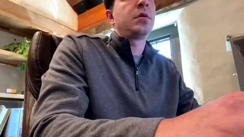 mikeydubs10 online show from 05/04/26, 02:57