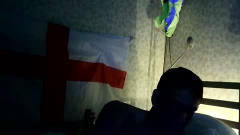 Snapshot of mikeygmklad chatting on 07/11/26, 10:33 m online show from 07/11/26, 10:33