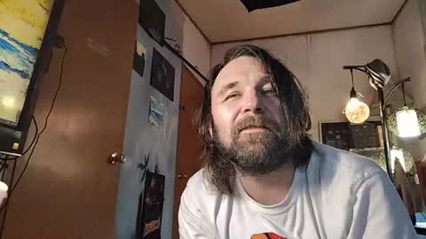 Snapshot of mikeylikesit38 chatting on 12/18/24, 09:29 Mikey online show from 12/18/24, 09:29