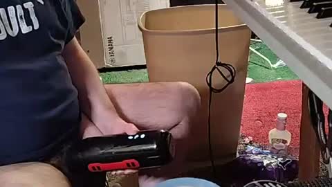 Snapshot of mikeylikesit38 chatting on 12/30/24, 10:53 Mikey online show from 12/30/24, 10:53