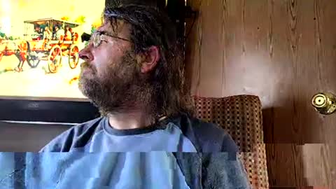 Snapshot of mikeylikesit38 chatting on 01/26/25, 08:02 Mikey online show from 01/26/25, 08:02