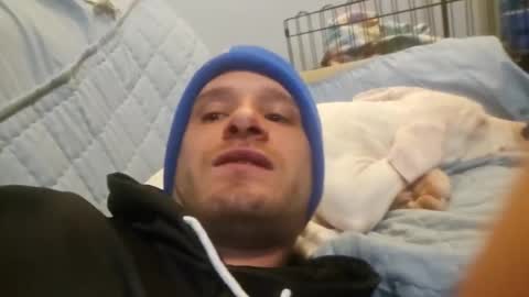 Snapshot of mikeylove92 chatting on 01/20/25, 04:32 Mikey b online show from 01/20/25, 04:32