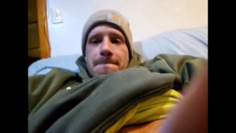 Snapshot of mikeylove92 chatting on 01/21/25, 05:27 Mikey b online show from 01/21/25, 05:27