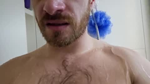 Snapshot of mikeylove92 chatting on 02/13/25, 04:54 Mikey b online show from 02/13/25, 04:54