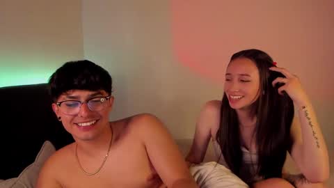 VIOLETAMIKE online show from 01/28/25, 09:29