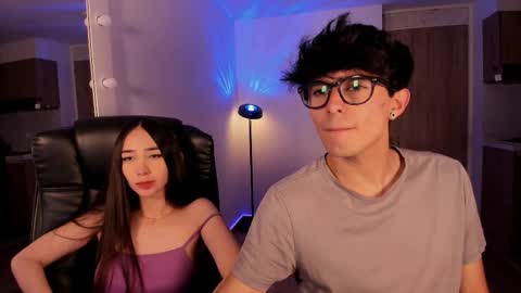 VIOLETAMIKE online show from 11/26/25, 12:00