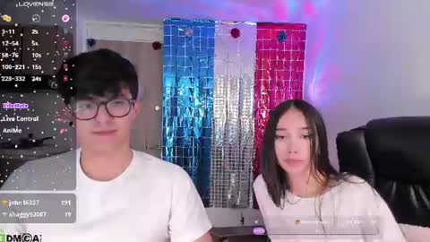 Snapshot of mikeyvioleta chatting on 07/16/26, 08:15 VIOLETAMIKE online show from 07/16/26, 08:15