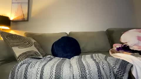 Snapshot of mikeywhite123 chatting on 01/18/25, 04:59 mikeywhite123 online show from 01/18/25, 04:59