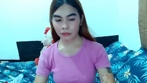 Snapshot of mikhaylaanderson chatting on 05/28/26, 04:21 Mikhayla online show from 05/28/26, 04:21
