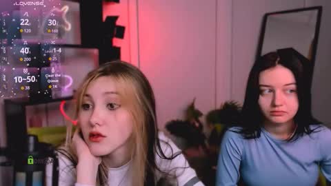 miki_ti online show from 11/26/25, 06:03