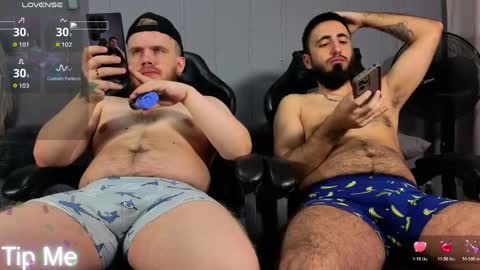 MIKI ENN ALEKS online show from 05/05/26, 02:19