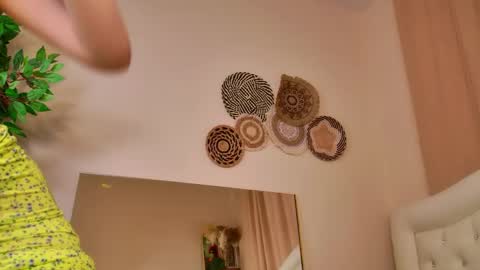 mikka_blush online show from 04/28/26, 02:27