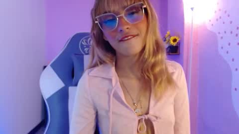 Mikka 3 online show from 09/10/25, 02:06