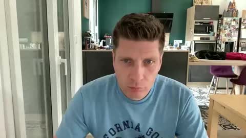 Snapshot of miklp8463 chatting on 05/02/26, 02:11 miklp8463 online show from 05/02/26, 02:11